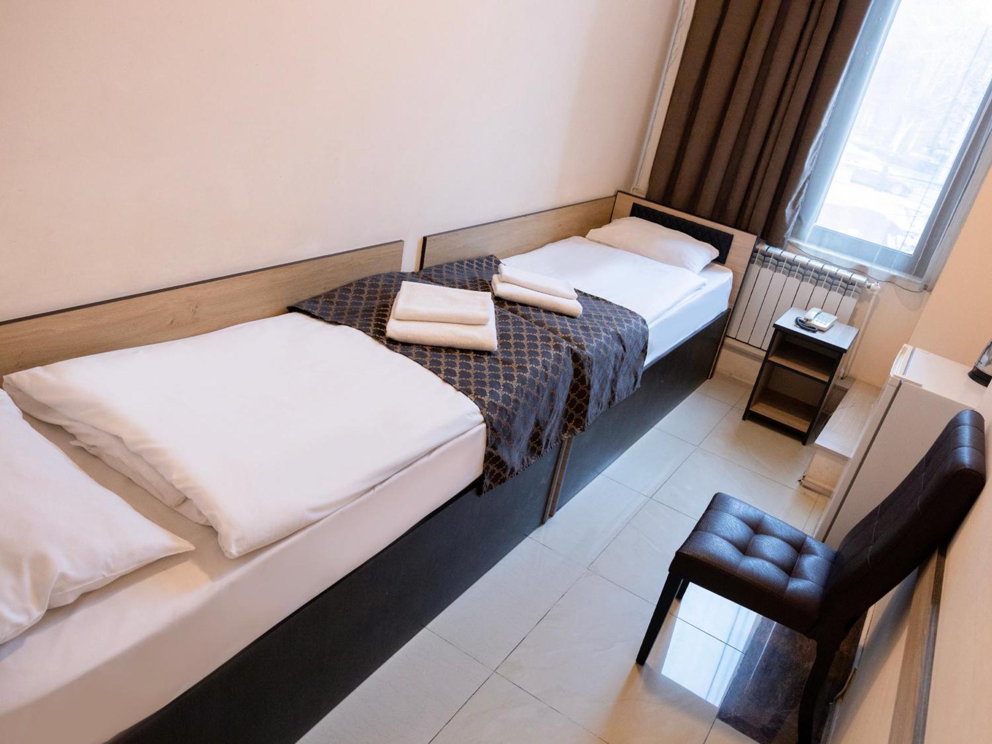 Comfort Hotel Yerevan Exterior photo